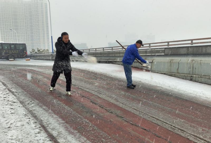 常運(yùn)集團(tuán)積極應(yīng)對(duì)大雪天氣